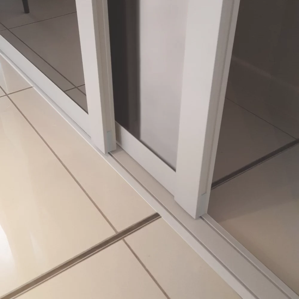 Spacepro Shaker 2-Door Sliding Wardrobe Door Kit Cashmere Frame Cashmere / Mirror Panel 1753 X 2260mm 5 Spacepro Shaker 2-Door Sliding Wardrobe Door Kit Cashmere Frame Cashmere / Mirror Panel 1753 X 2260mm - Image 3