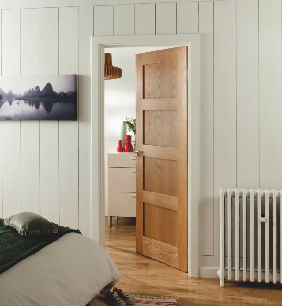 Jeld-Wen Unfinished Oak Veneer Wooden 4-Panel Shaker Internal Fire Door 2040 X 726mm 4 Jeld-Wen Unfinished Oak Veneer Wooden 4-Panel Shaker Internal Fire Door 2040 X 726mm - Image 2