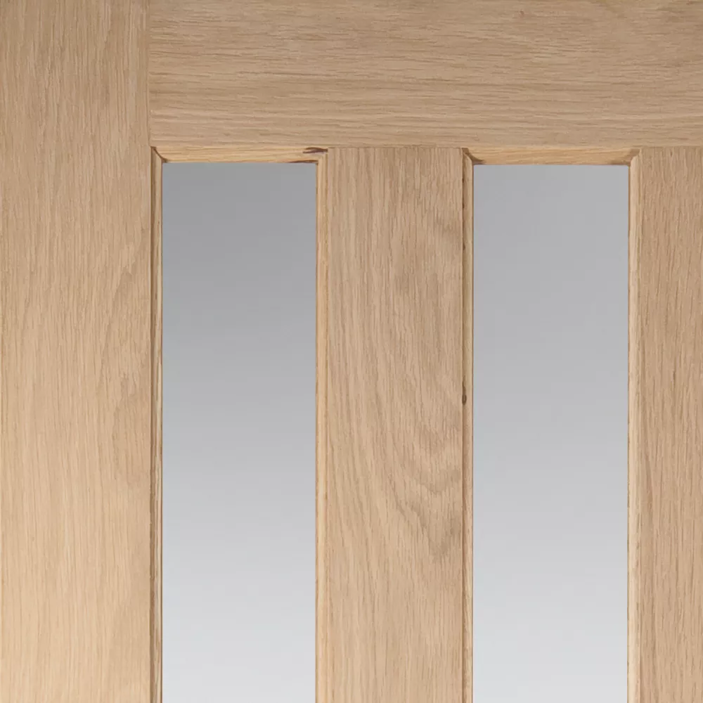 Jeld-Wen Aston 3-Obscure Light Unfinished Oak Veneer Wooden 3-Panel Internal Door 1981 X 762mm 5 Jeld-Wen Aston 3-Obscure Light Unfinished Oak Veneer Wooden 3-Panel Internal Door 1981 X 762mm - Image 3