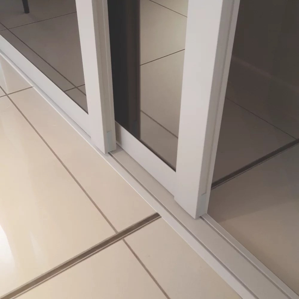 Spacepro Shaker 4-Door Sliding Wardrobe Door Kit Cashmere Frame Mirror Panel 2290 X 2260mm 5 Spacepro Shaker 4-Door Sliding Wardrobe Door Kit Cashmere Frame Mirror Panel 2290 X 2260mm - Image 3