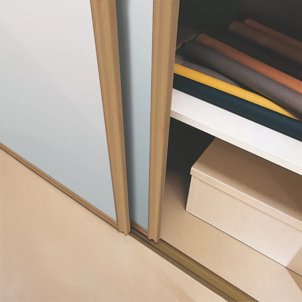 Spacepro Classic 3-Door Sliding Wardrobe Door Kit Oak Frame Mirror Panel 1760 X 2260mm 5 Spacepro Classic 3-Door Sliding Wardrobe Door Kit Oak Frame Mirror Panel 1760 X 2260mm - Image 3