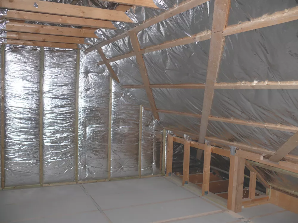 YBS SuperQuilt Multi-Layer Reflective Foil Insulation 5 X 1.5m 5 YBS SuperQuilt Multi-Layer Reflective Foil Insulation 5 X 1.5m - Image 3