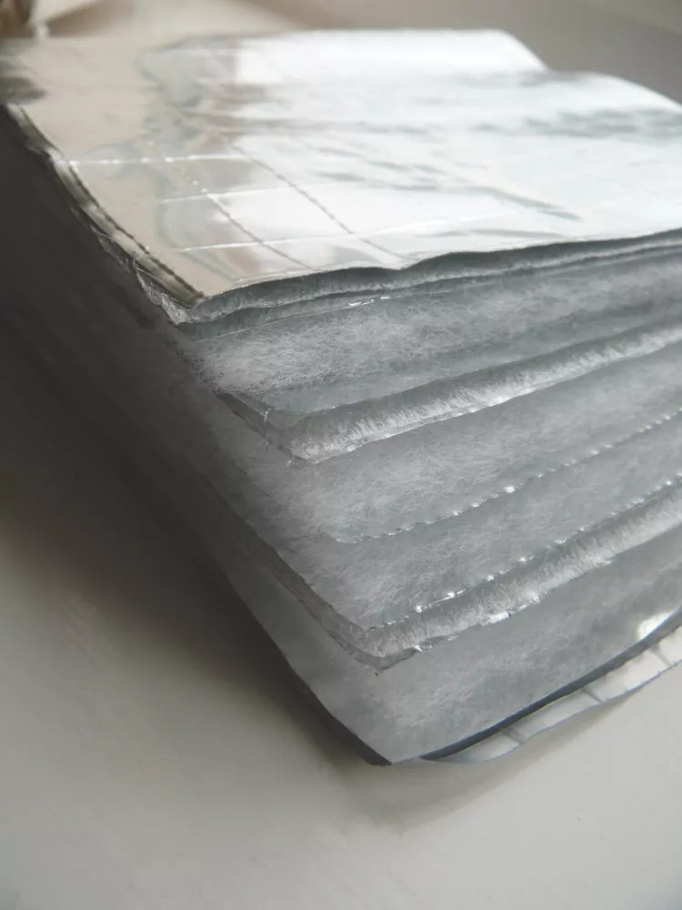 YBS SuperQuilt Multi-Layer Reflective Foil Insulation 5 X 1.5m 6 YBS SuperQuilt Multi-Layer Reflective Foil Insulation 5 X 1.5m - Image 4