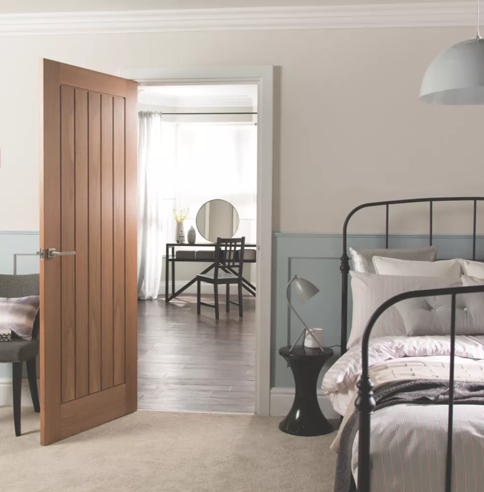 Jeld-Wen Unfinished Oak Veneer Wooden Cottage Internal Door 2040 X 826mm 3 Jeld-Wen Unfinished Oak Veneer Wooden Cottage Internal Door 2040 X 826mm